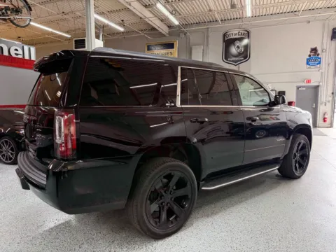 More photos of 2020 GMC Yukon 4WD SLE at City of Cars, MI