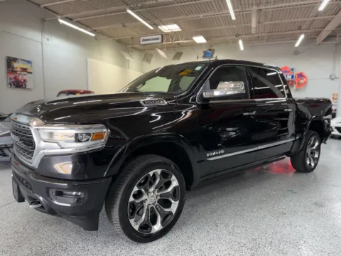 Black 2022 Ram 1500 Limited for sale in Troy, MI