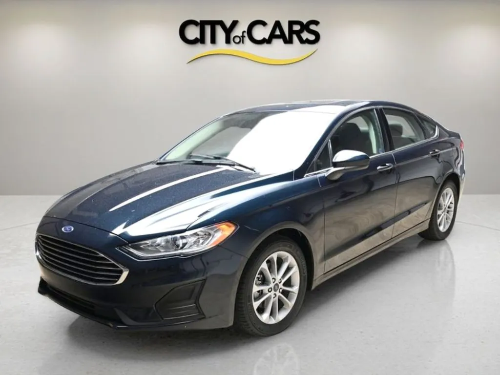 2020 Ford Fusion SE for sale in Troy, MI