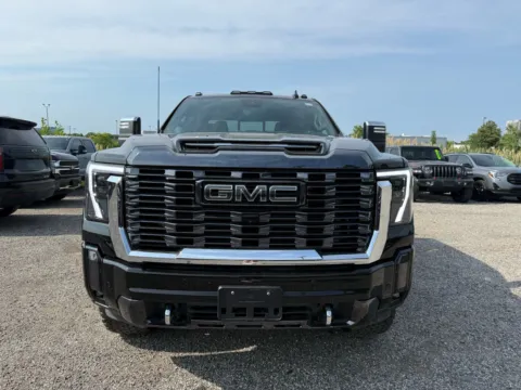 More photos of 2024 GMC Sierra 2500HD Denali Ultimate at City of Cars, MI