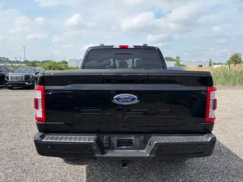 More photos of 2022 Ford F-150 LARIAT at City of Cars, MI