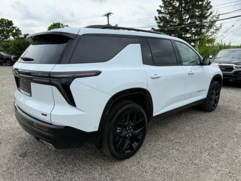 More photos of 2026 Chevrolet Traverse RS at City of Cars, MI