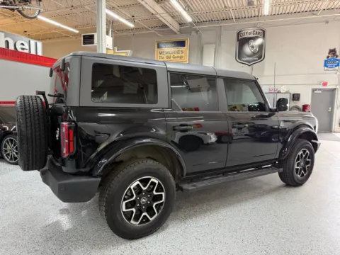 More photos of 2024 Ford Bronco Outer Banks at City of Cars, MI