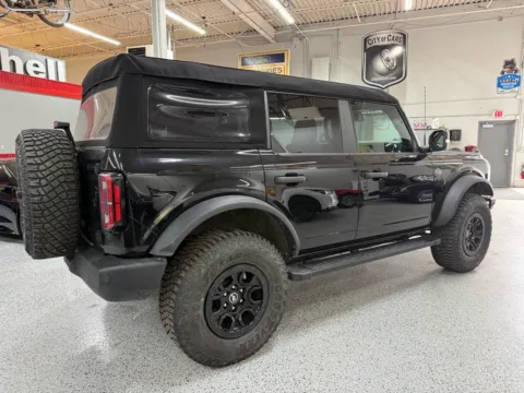 More photos of 2024 Ford Bronco Wildtrak at City of Cars, MI