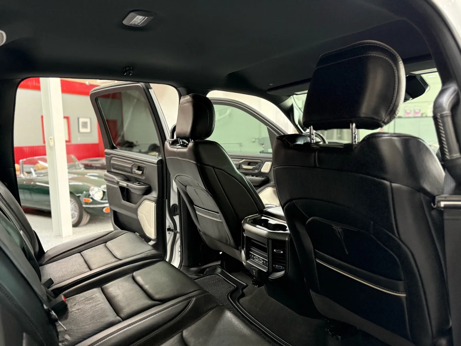 Ram 1500 photo 14