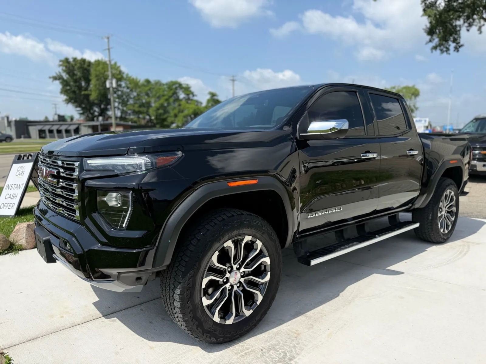2024 GMC Canyon Denali