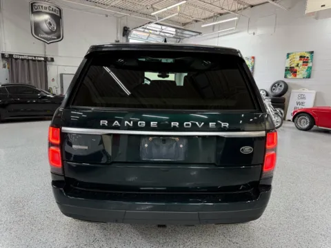 More photos of 2019 Land Rover Range Rover 5.0L V8 Supercharged at City of Cars, MI