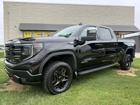 Black 2024 GMC Sierra 1500 AT4 for sale in Troy, MI