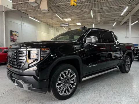 Black 2025 GMC Sierra 1500 Crew Cab, Short Bed, Denali Ultimate, 4WD for sale in Troy, MI