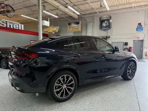 More photos of 2024 BMW X6 xDrive40i at City of Cars, MI