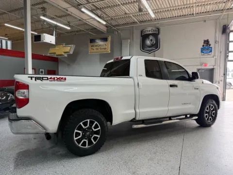 More photos of 2018 Toyota Tundra SR5 5.7L V8 at City of Cars, MI