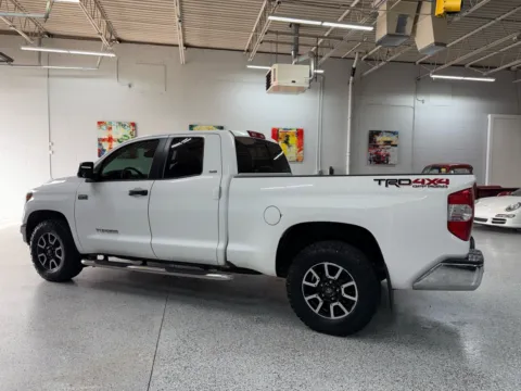 Another view of 2018 Toyota Tundra SR5 5.7L V8 for sale in Troy, MI at City of Cars