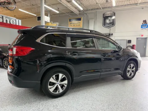 More photos of 2021 Subaru Ascent Premium at City of Cars, MI