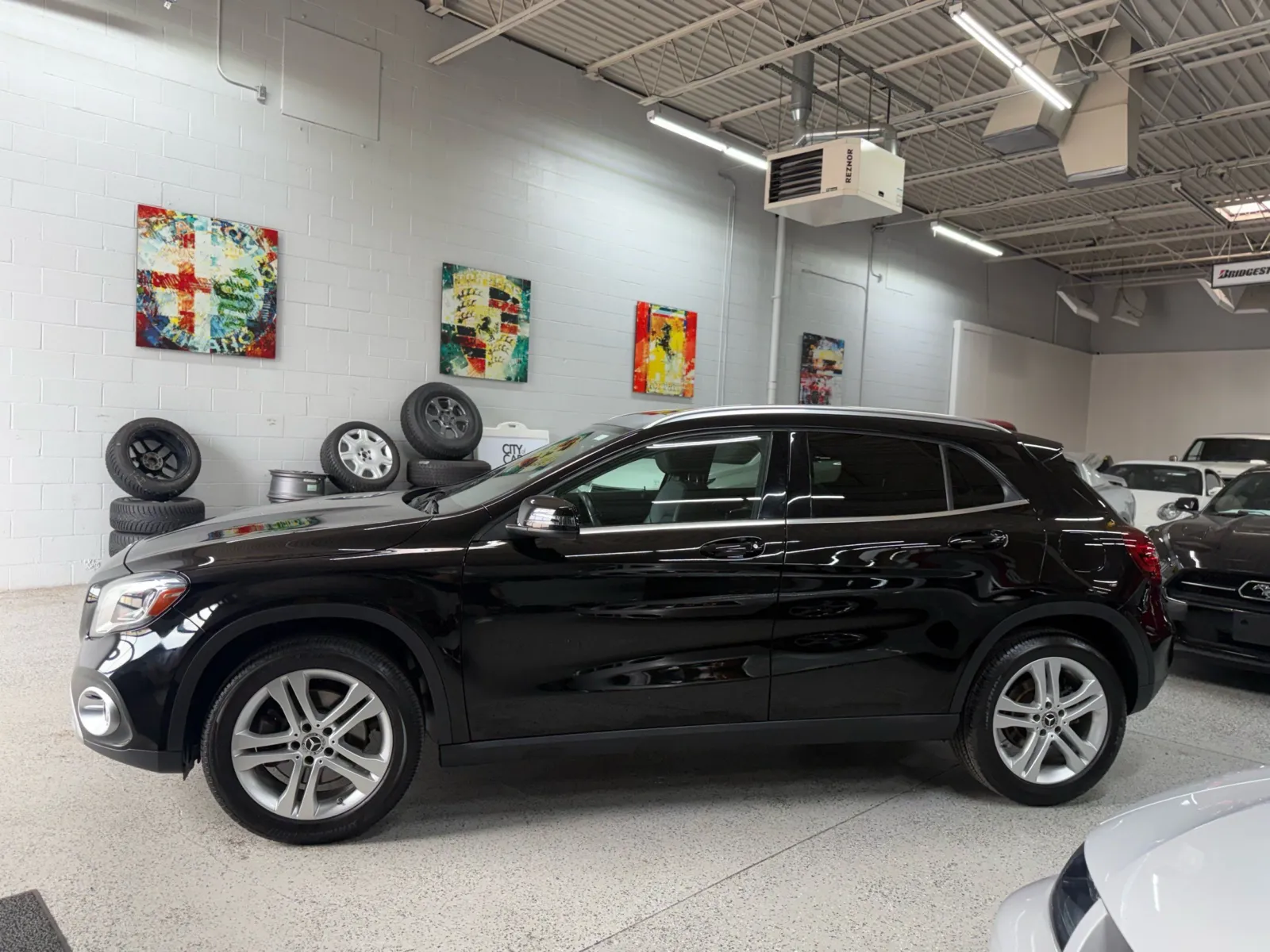 Mercedes-Benz GLA 250 photo 2
