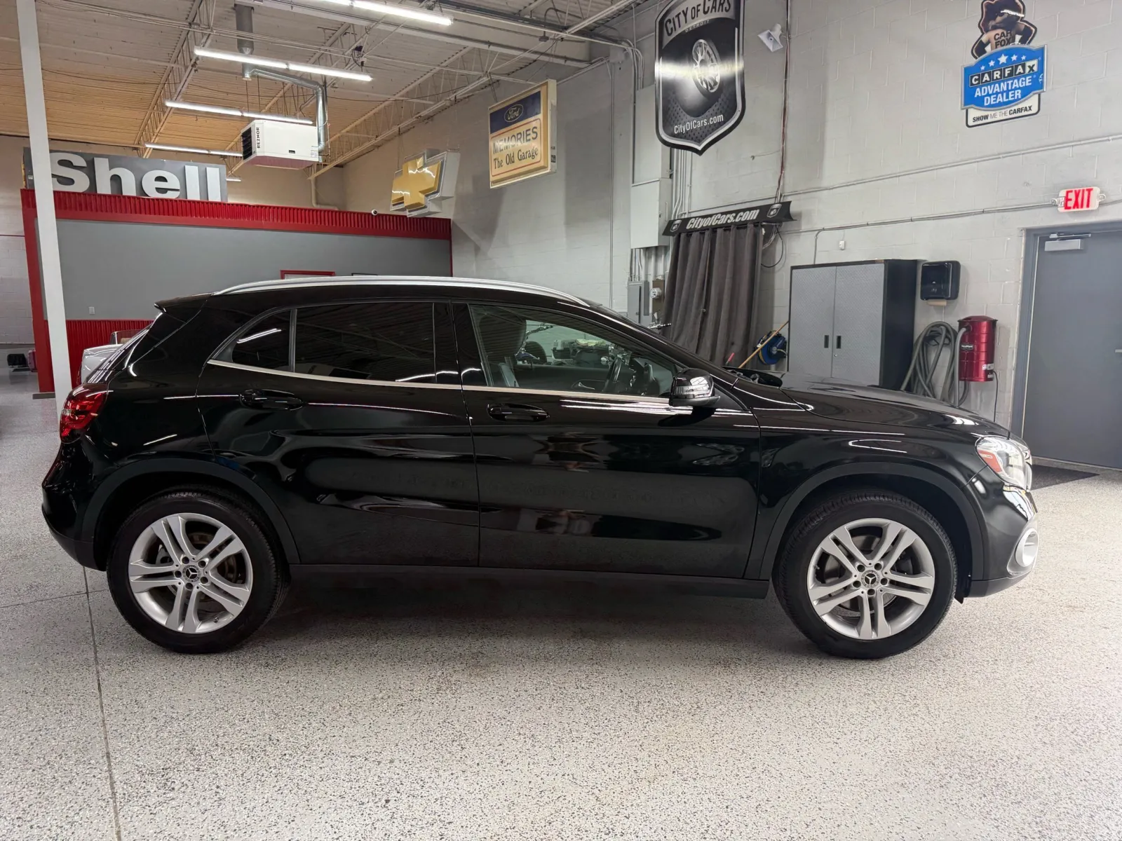 Mercedes-Benz GLA 250 photo 6