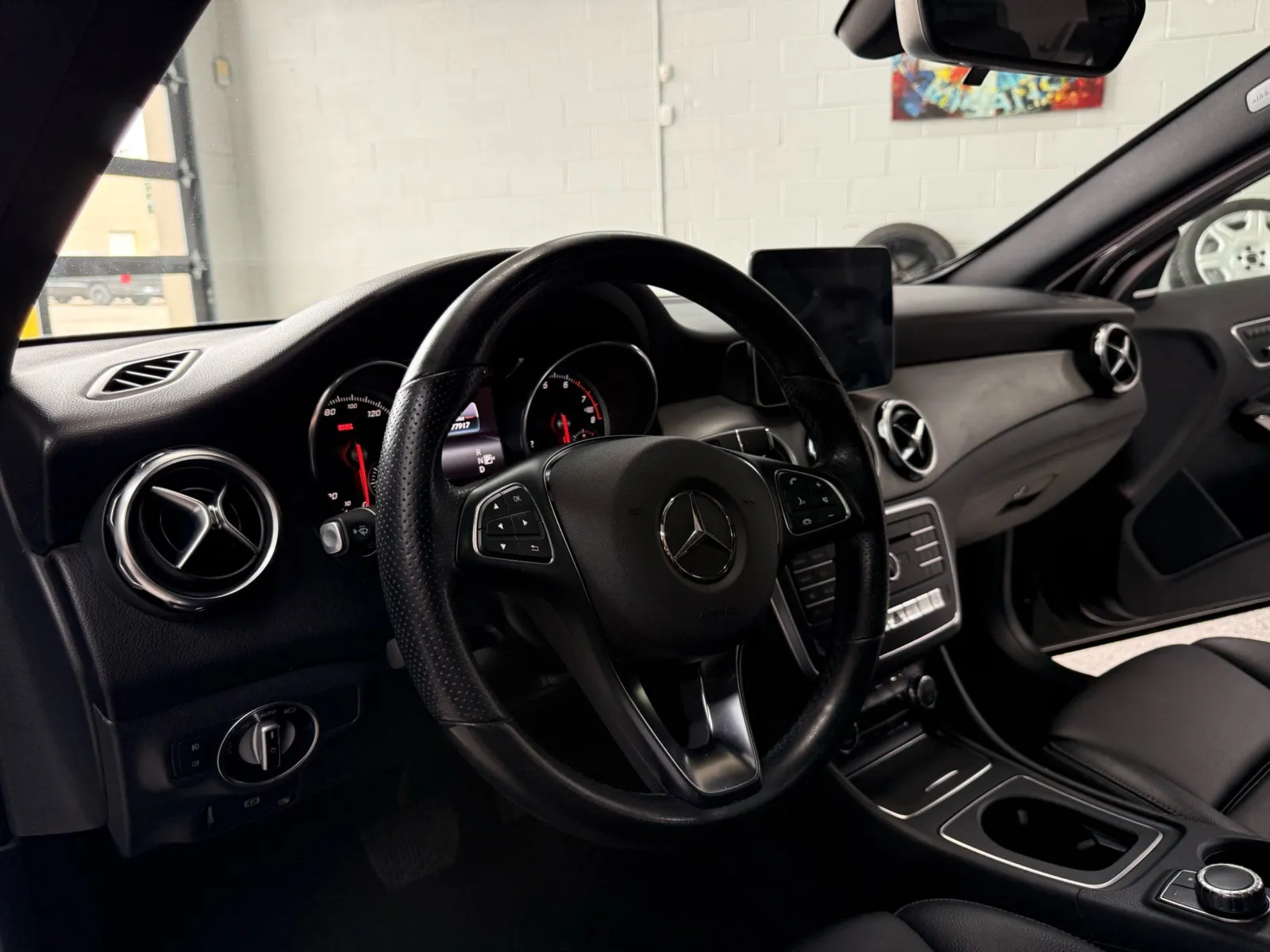 Mercedes-Benz GLA 250 photo 10