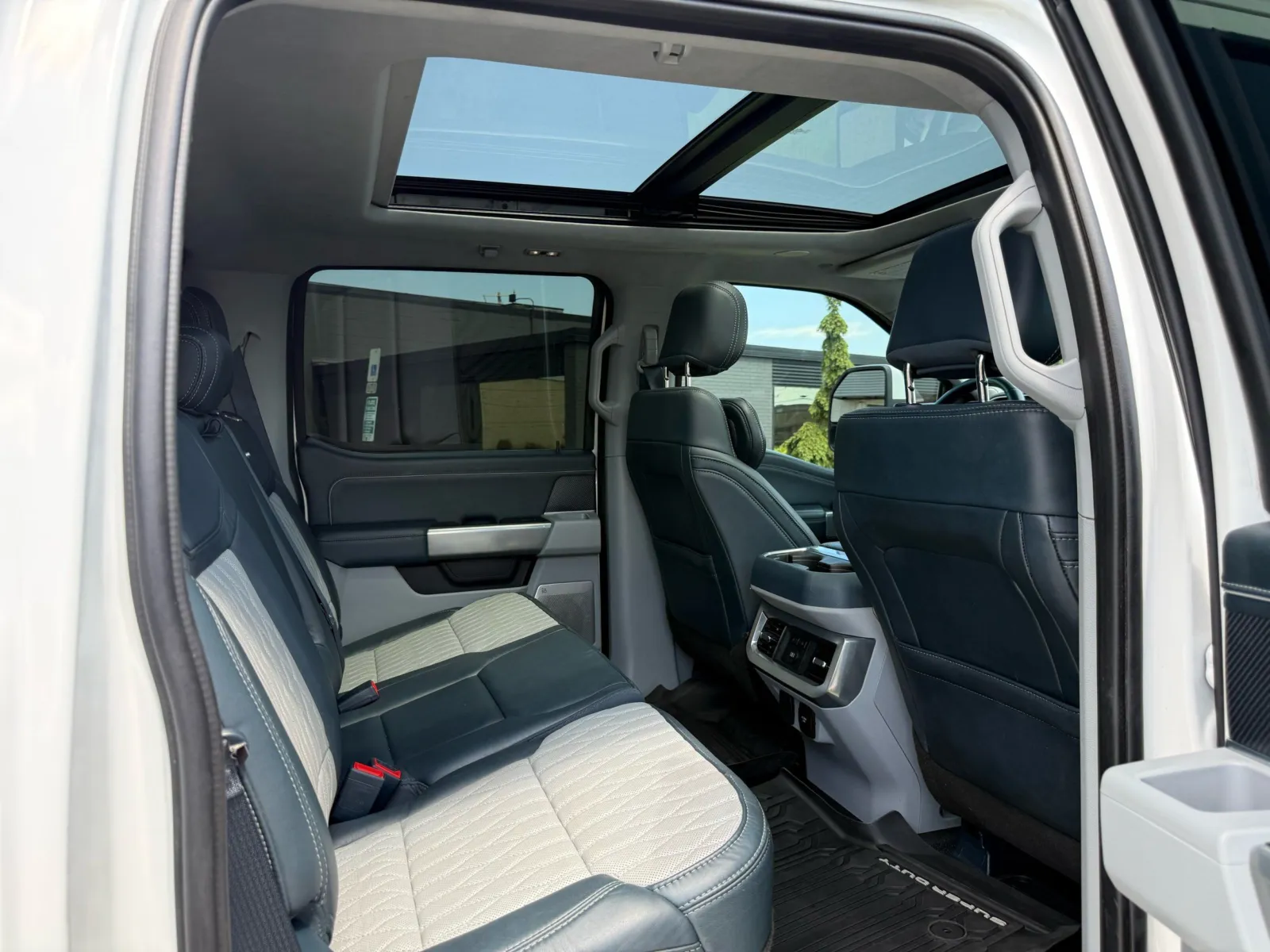 2023 Ford F-450 Super Duty XL - Photo 19
