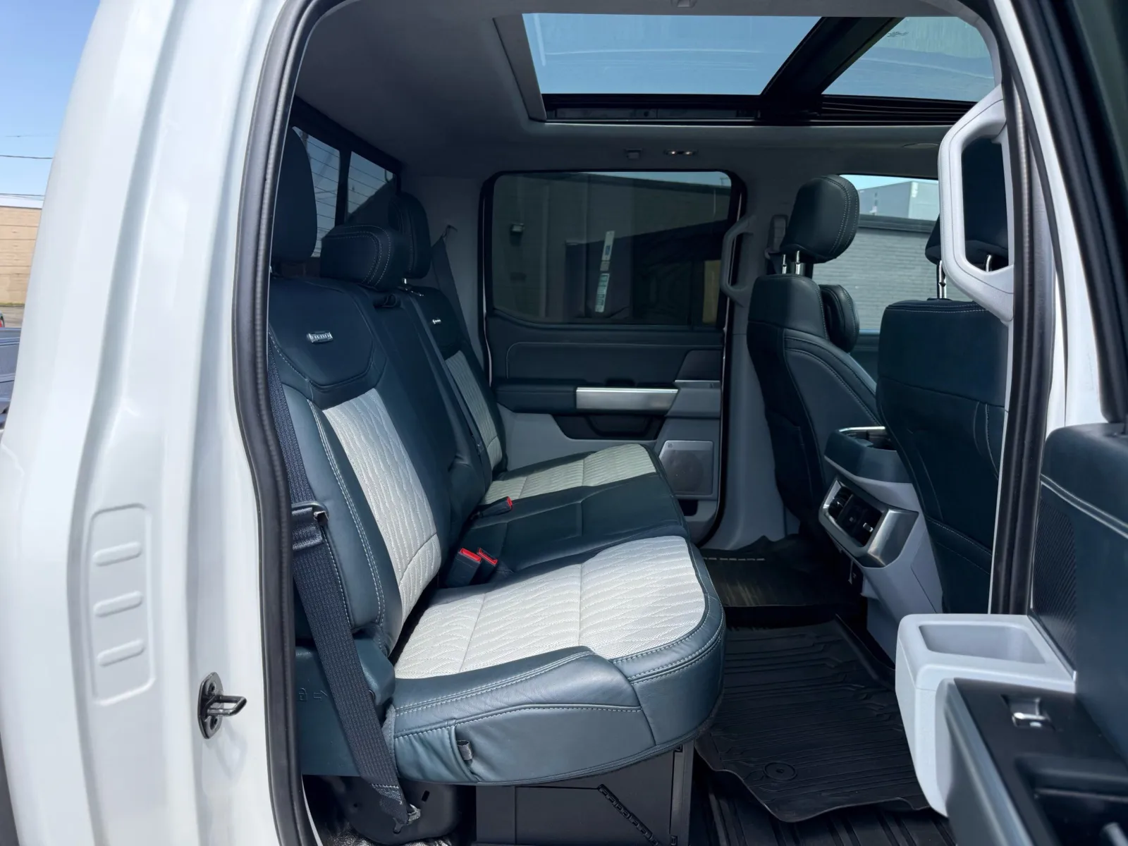 2023 Ford F-450 Super Duty XL - Photo 20
