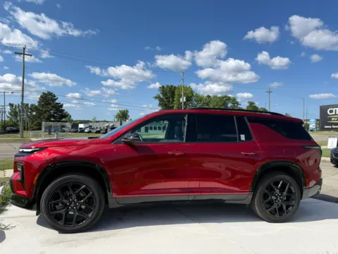 Photos of 2024 Chevrolet Traverse RS for sale in Troy, MI at City of Cars