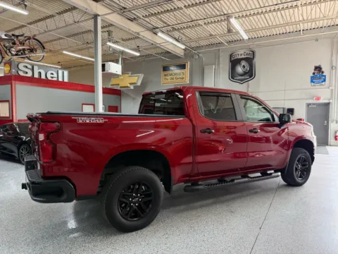 More photos of 2021 Chevrolet Silverado 1500 LT Trail Boss at City of Cars, MI