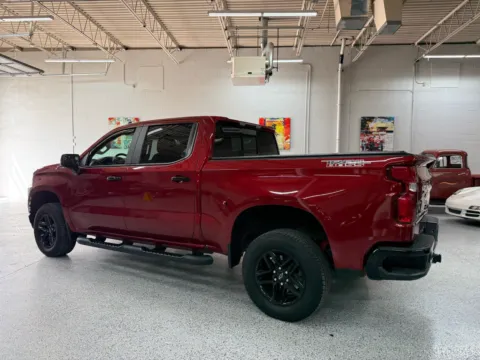 Another view of 2021 Chevrolet Silverado 1500 LT Trail Boss for sale in Troy, MI at City of Cars
