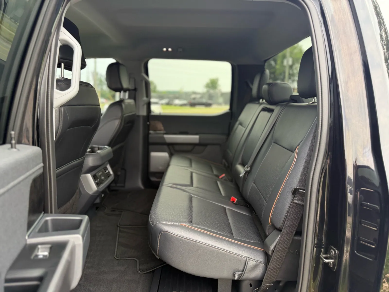 Ford F-250 photo 13