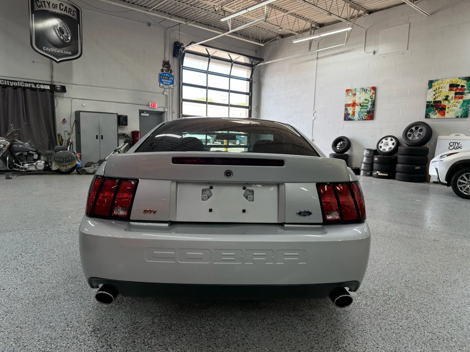 Ford Mustang photo 5