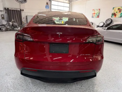 More photos of 2022 Tesla Model Y Long Range Dual Motor All-Wheel Drive at City of Cars, MI