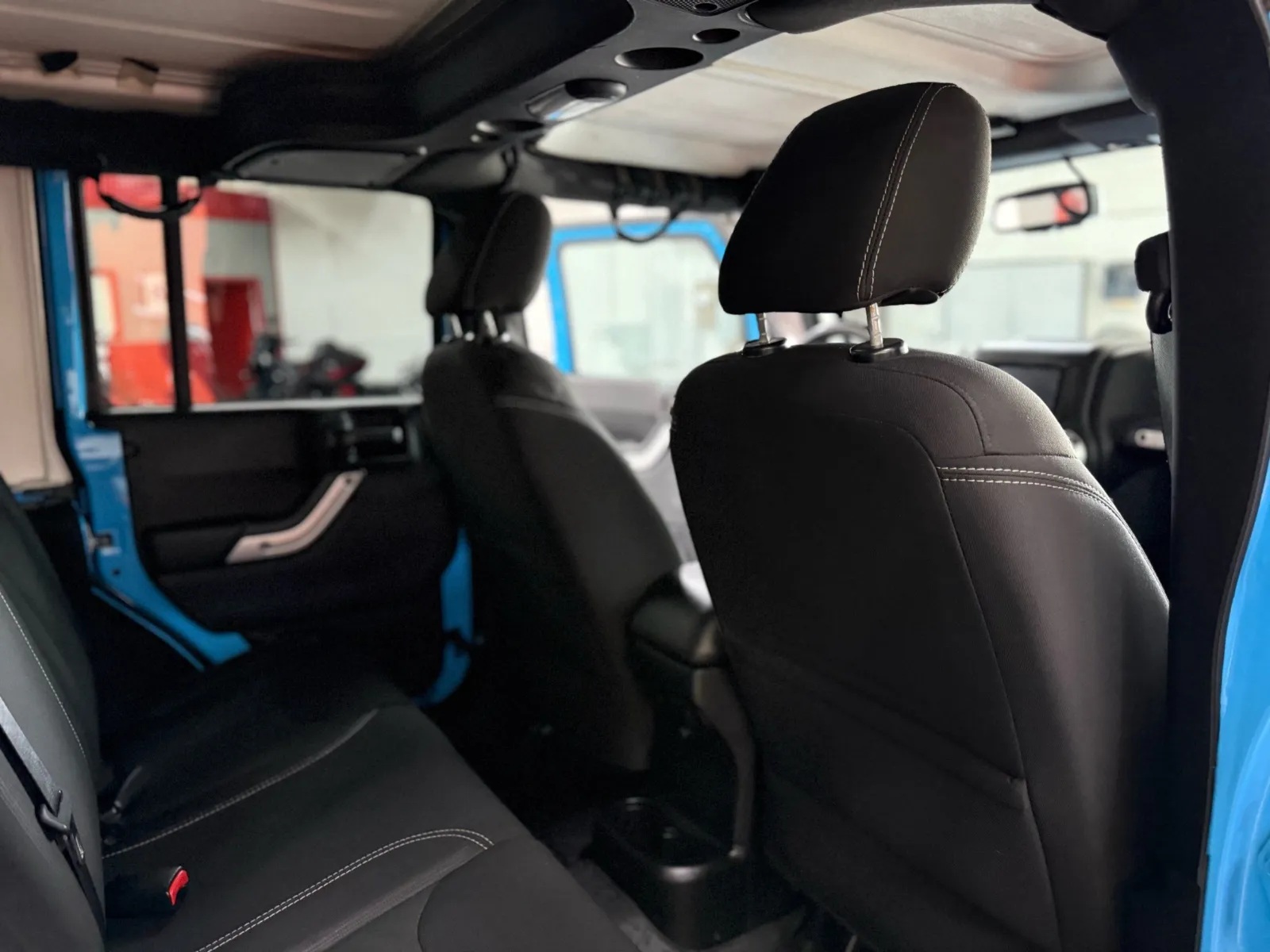 Jeep Wrangler JK photo 18