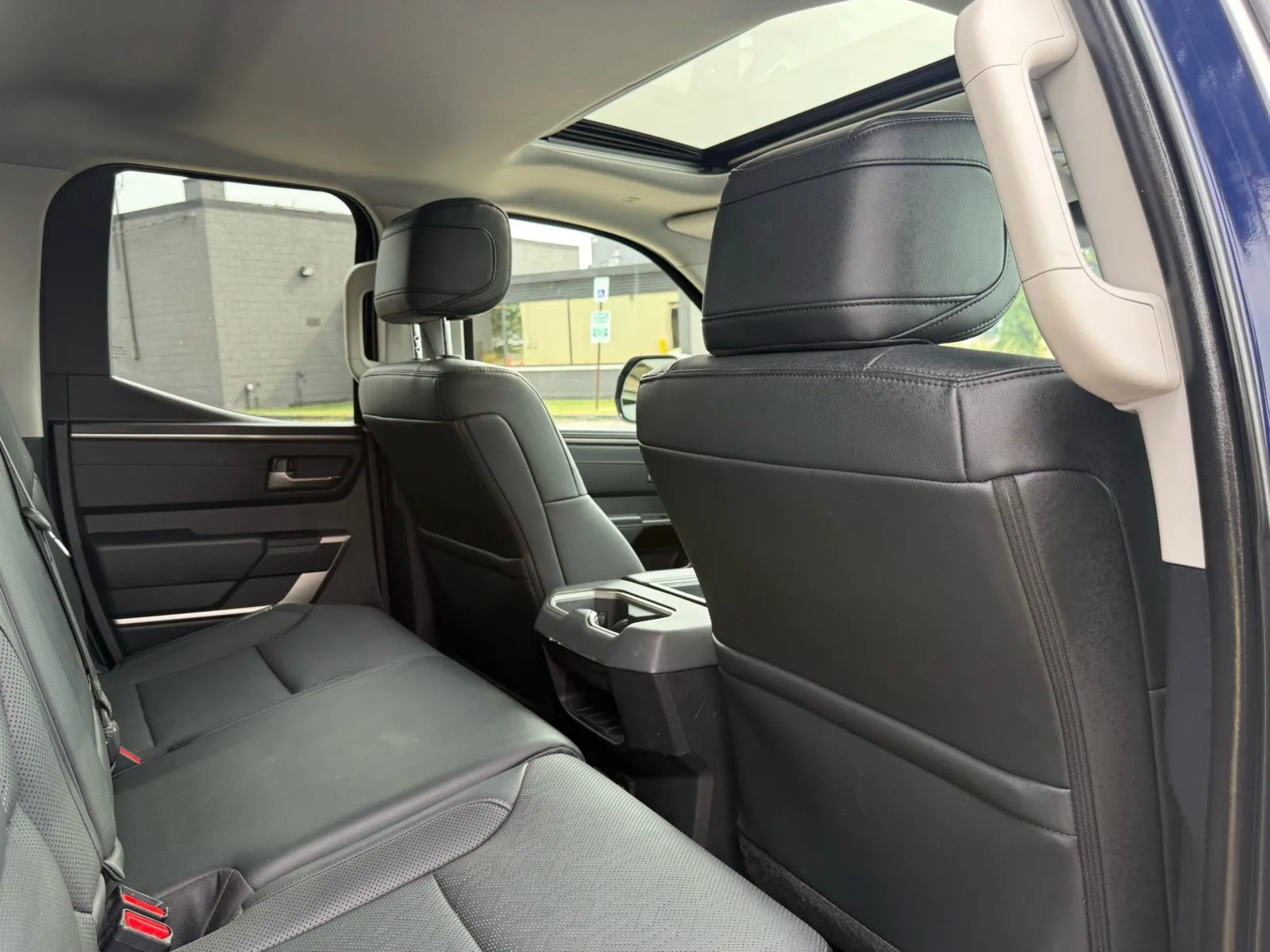 Toyota Tundra photo 19