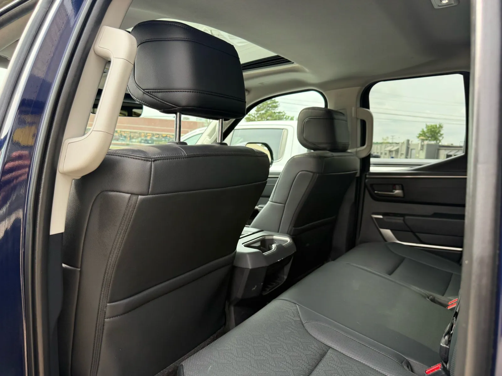 Toyota Tundra photo 13