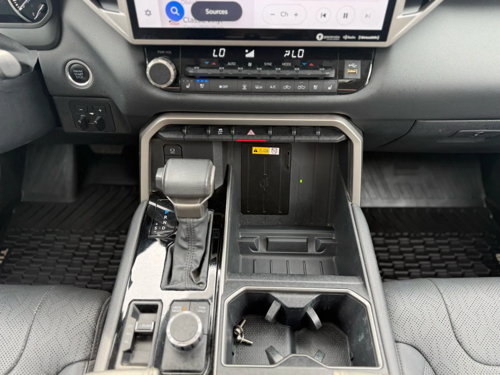 Toyota Tundra photo 22