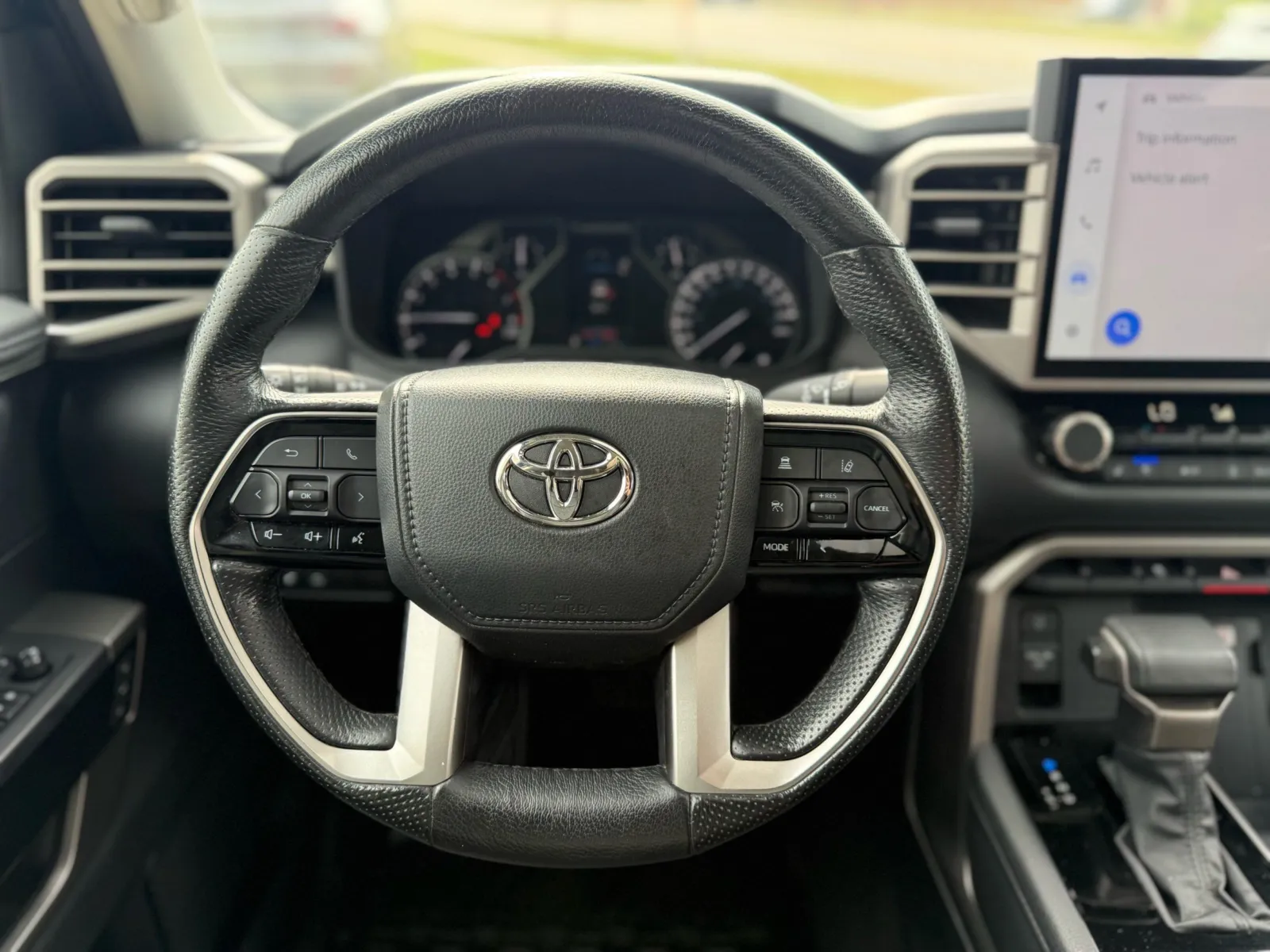 Toyota Tundra photo 23