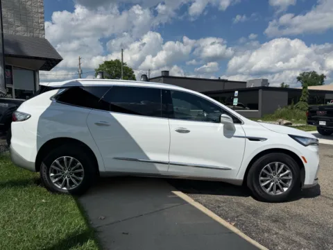 More photos of 2024 Buick Enclave Essence AWD at City of Cars, MI
