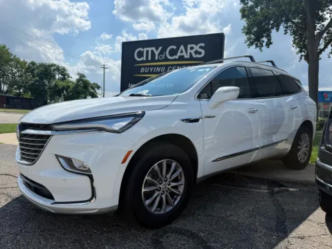 White 2024 Buick Enclave Essence AWD for sale in Troy, MI