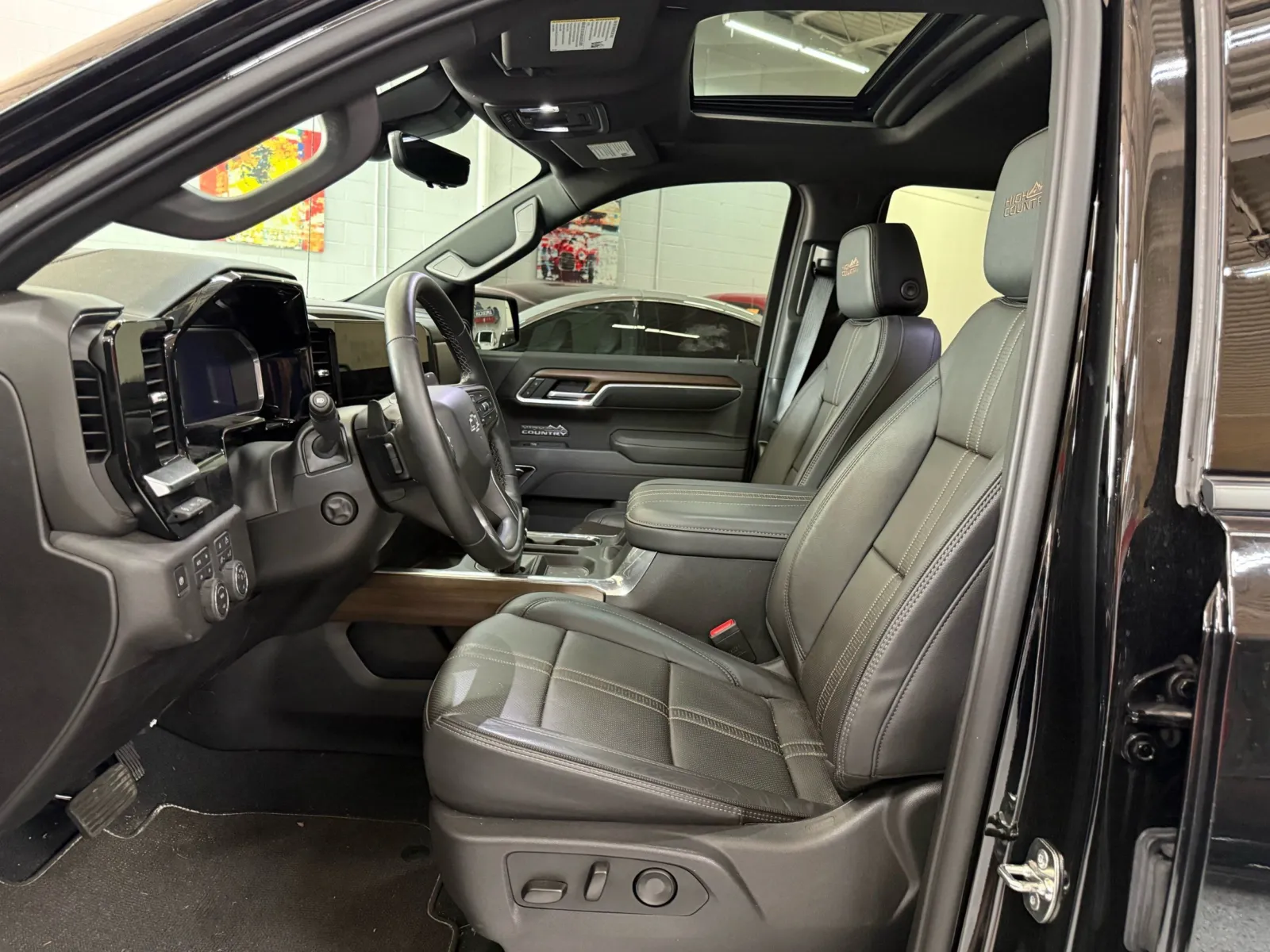 Chevrolet Silverado photo 11