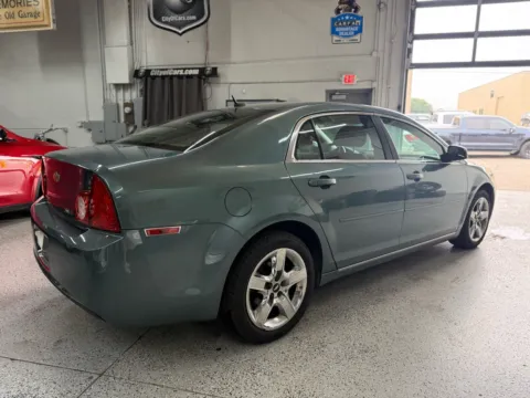 More photos of 2009 Chevrolet Malibu LT at City of Cars, MI