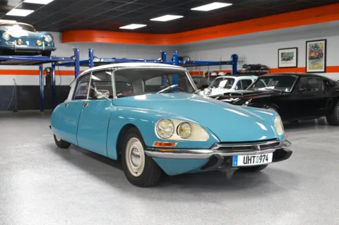 Another view of 1974 Citroen D Special for sale in Troy, MI at City of Cars