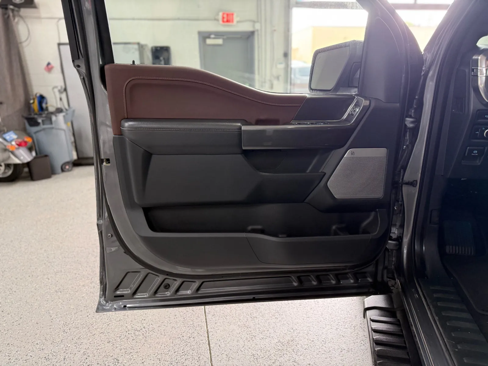 Ford F-150 photo 9