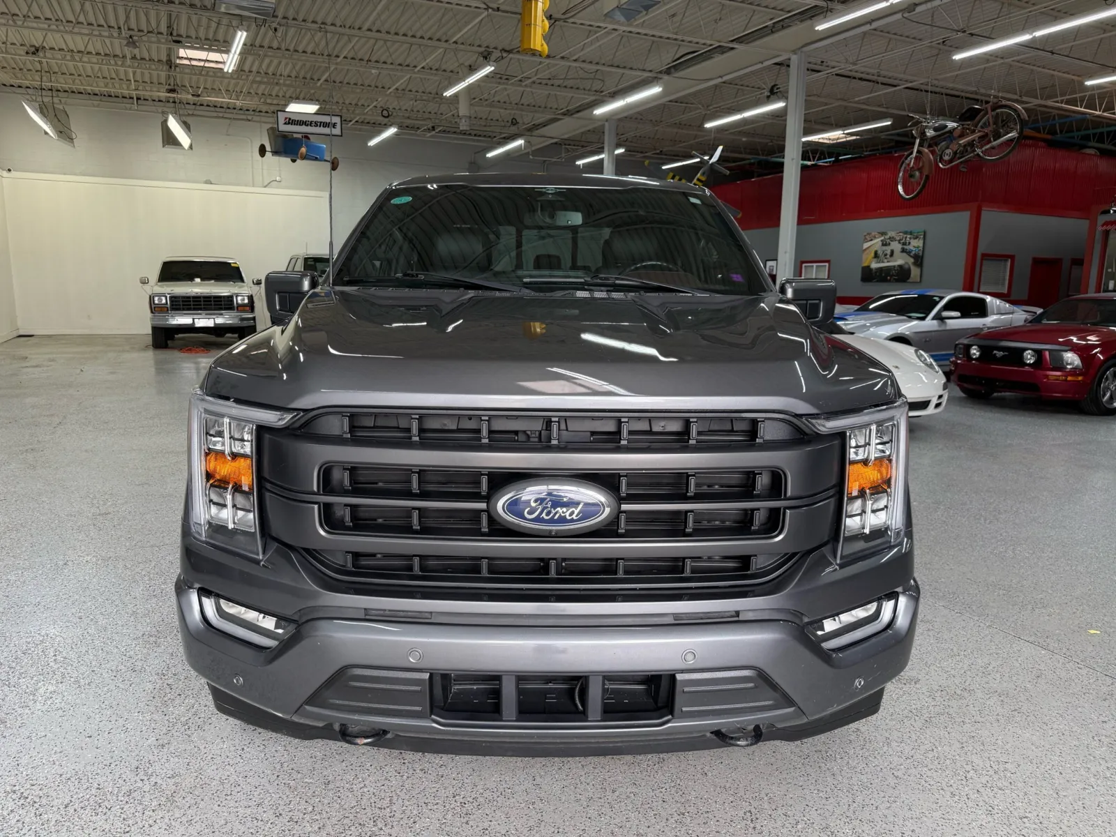 Ford F-150 photo 8