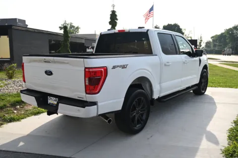 More photos of 2022 Ford F-150 XLT at City of Cars, MI