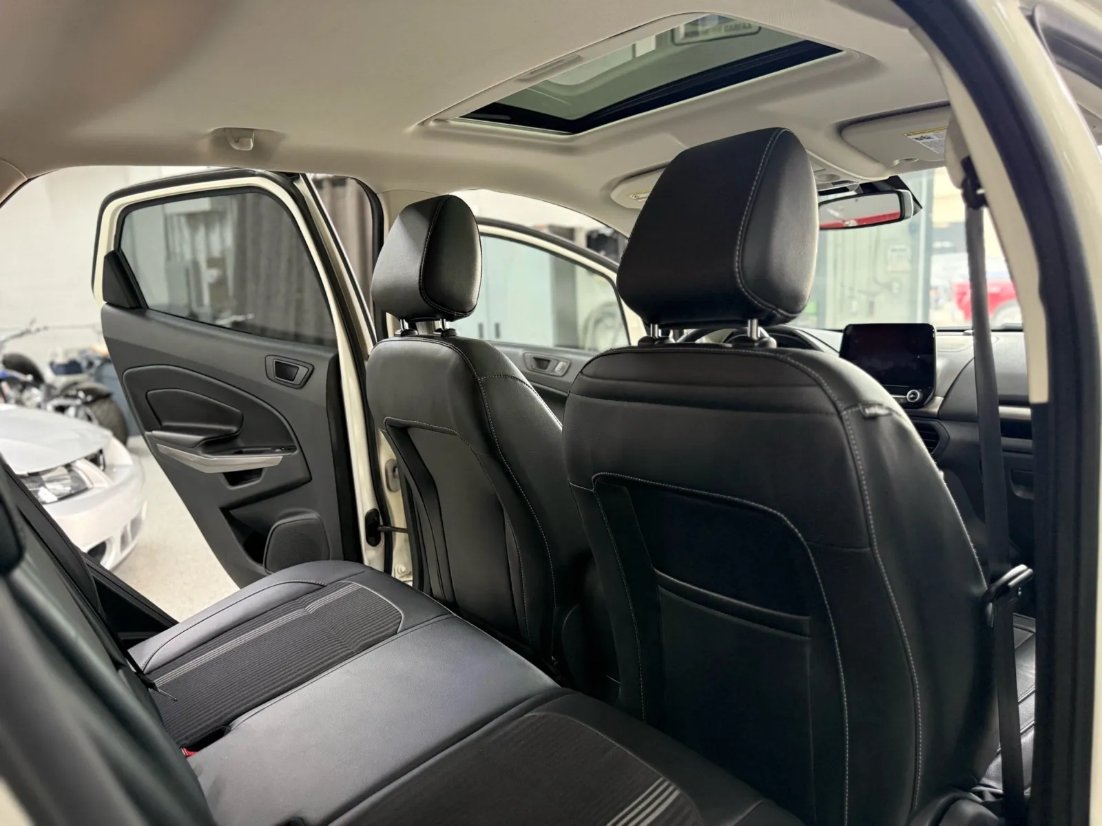 Ford Ecosport photo 17