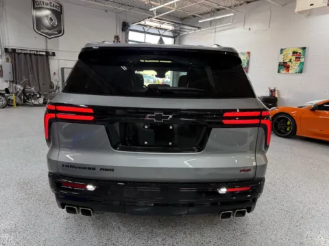 More photos of 2025 Chevrolet Traverse RS at City of Cars, MI