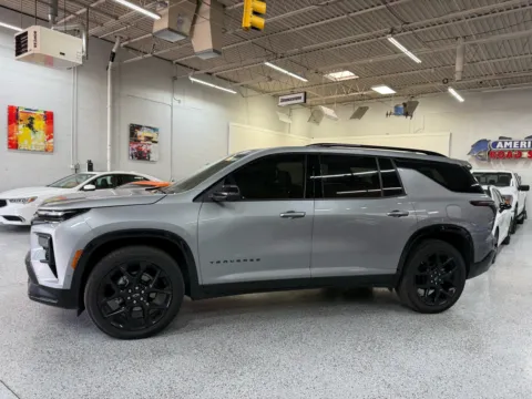 Photos of 2025 Chevrolet Traverse RS for sale in Troy, MI at City of Cars