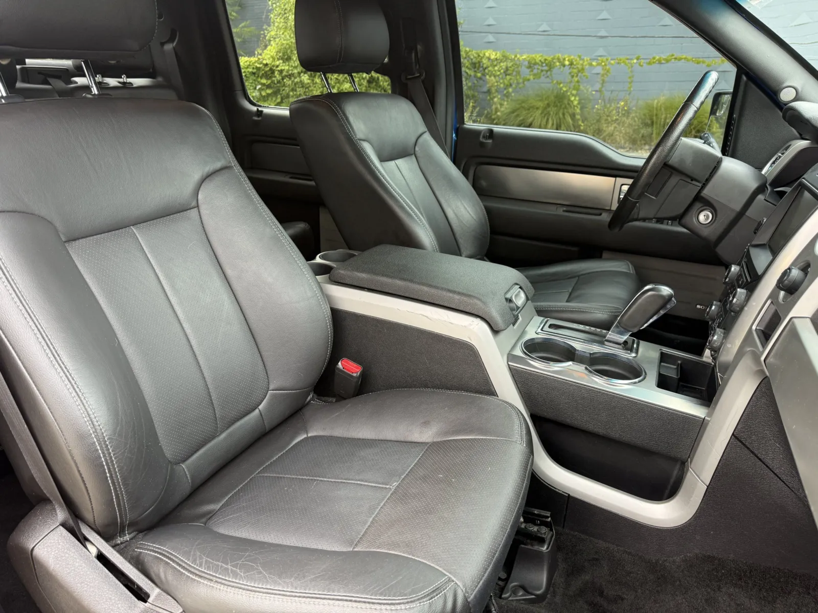 Ford F-150 photo 21