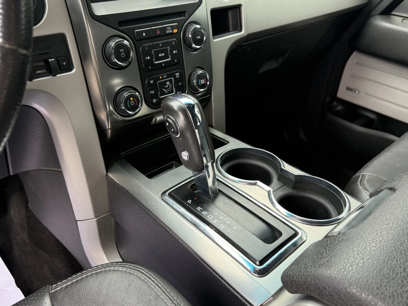Ford F-150 photo 16