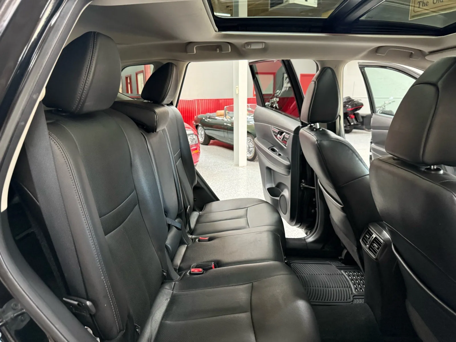 Nissan Rogue photo 20