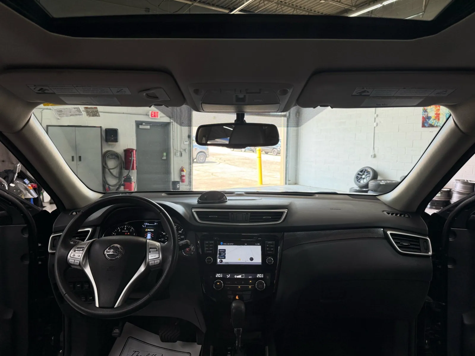 Nissan Rogue photo 21