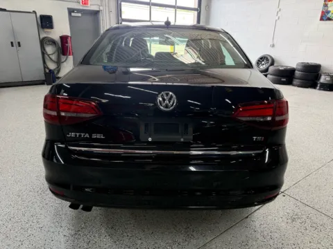More photos of 2017 Volkswagen Jetta 1.8T SEL at City of Cars, MI