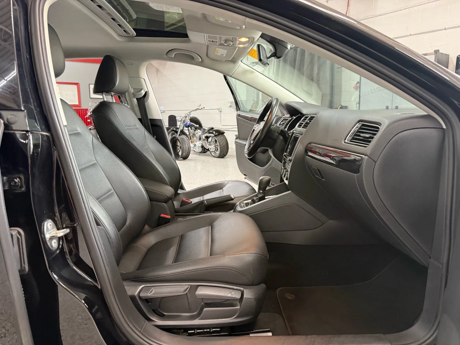 Volkswagen Jetta photo 16